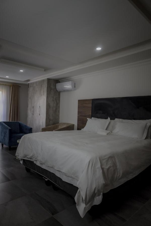 El Infinito Lifestyle Hotel Kempton Park Exterior foto