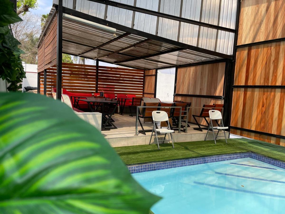 El Infinito Lifestyle Hotel Kempton Park Exterior foto