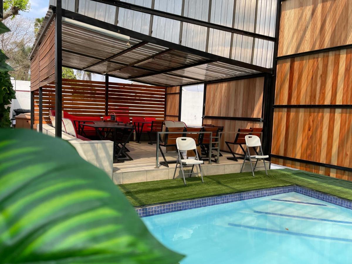 El Infinito Lifestyle Hotel Kempton Park Exterior foto